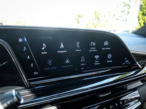 Used 2023 Cadillac Escalade ESV Sport w/ Touring Package image 23