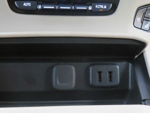 Used 2017 GMC Yukon Denali w/ Enhanced Security Package image 45