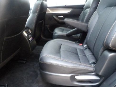 Used 2024 MAZDA CX-90 Plug-In Hybrid w/ Premium Pkg image 29