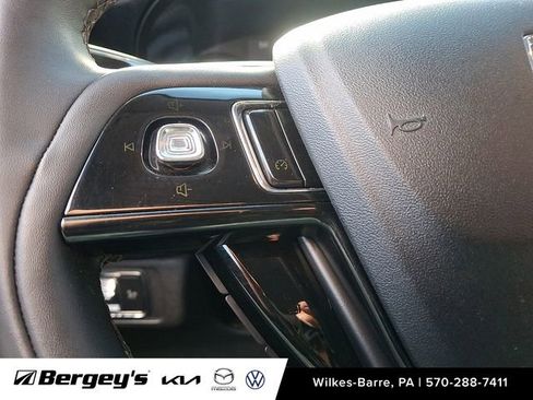 Used 2022 Lincoln Corsair AWD w/ Equipment Group 101A image 24