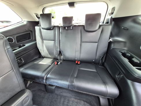 Used 2021 Subaru Ascent Touring AWD/4WD image 33