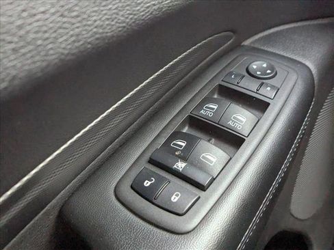 Used 2022 Dodge Durango GT image 27