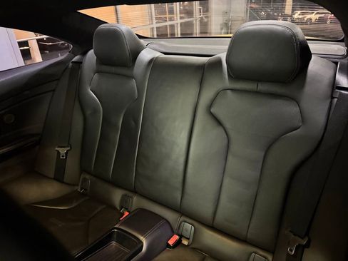 Used 2018 BMW M4 Coupe w/ Competition Package image 26