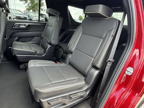 Used 2025 Chevrolet Tahoe Premier RWD image 29