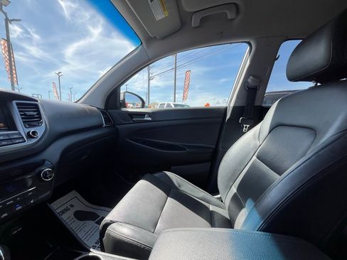 Used 2016 Hyundai Tucson Limited image 15