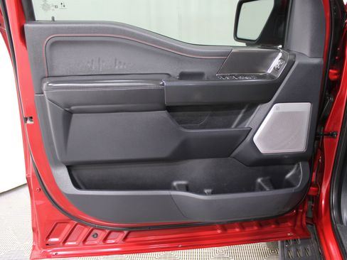 Used 2025 Ford F150 Raptor image 5