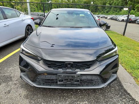 Used 2022 Honda Civic Sport image 2