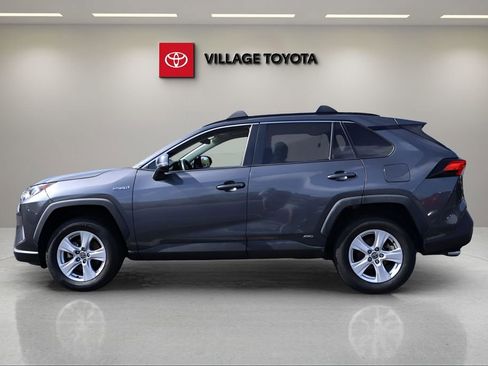 Certified 2021 Toyota RAV4 XLE w/ Convenience Package AWD/4WD image 2