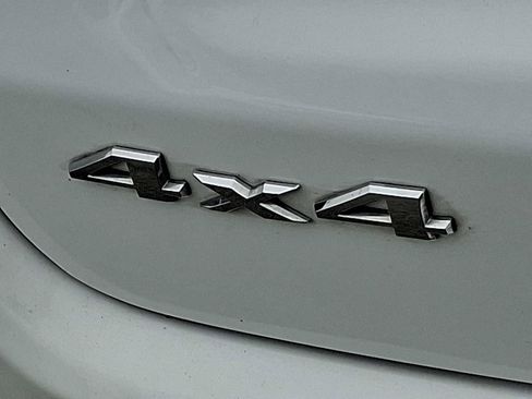 Used 2023 Jeep Compass Latitude image 31