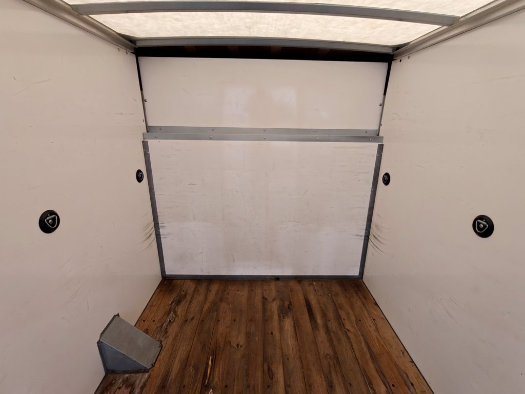 Used 2022 Chevrolet Express 3500 w/ Power Convenience Package RWD image 23