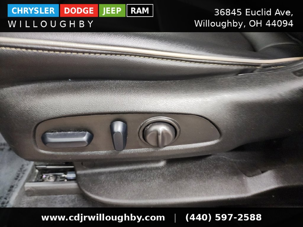 Used 2023 Chevrolet Traverse Premier w/ LPO, Floor Liner Package FWD image 16