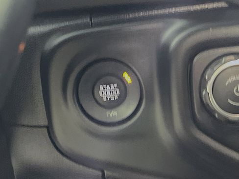 Used 2020 Jeep Gladiator Rubicon image 23