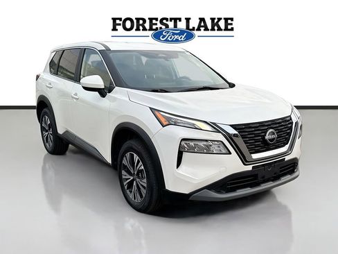 Used 2023 Nissan Rogue SV image 1