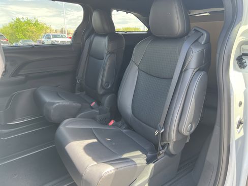 New 2026 Toyota Sienna XLE Woodland Edition image 14