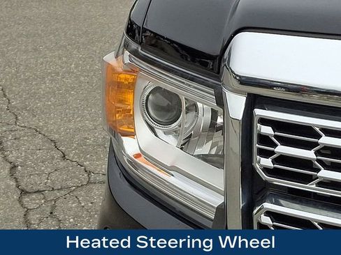 Used 2022 GMC Canyon Denali image 13