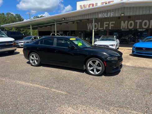 Used 2018 Dodge Charger SXT Plus w/ Quick Order Package 29J RWD image 5