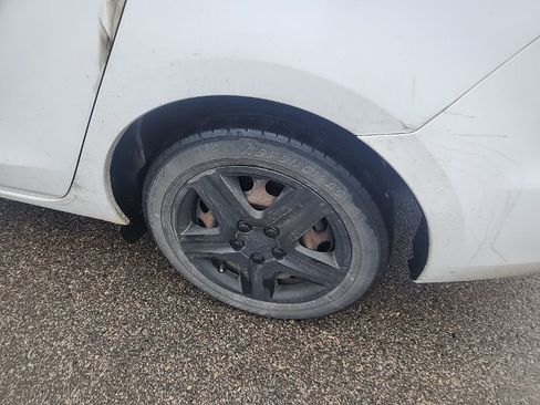 Used 2013 MAZDA MAZDA3 i Sport image 8