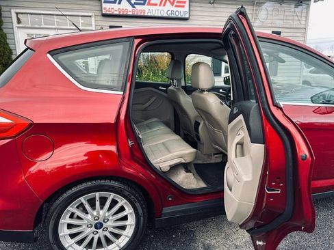 Used 2013 Ford C-MAX SEL image 9