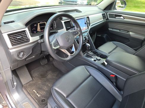 Used 2022 Volkswagen Atlas SEL AWD/4WD image 15