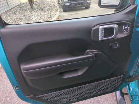 Used 2020 Jeep Wrangler Unlimited Sport S image 12