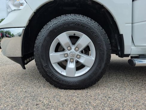 Used 2023 RAM 1500 Classic SLT AWD/4WD image 24