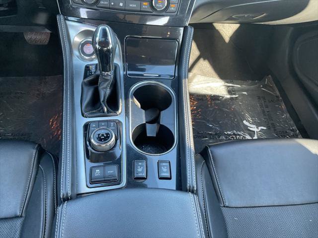 Used 2023 Nissan Maxima SV w/ Floor Mat Group FWD image 10