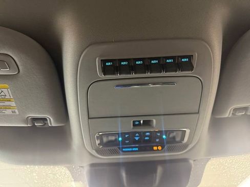 Used 2024 Ford F350 Lariat w/ Lariat Ultimate Package AWD/4WD image 19