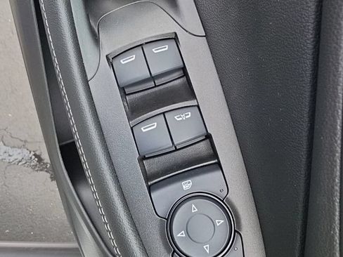 Used 2022 Buick Encore GX Essence w/ Experience Buick Package AWD/4WD image 29