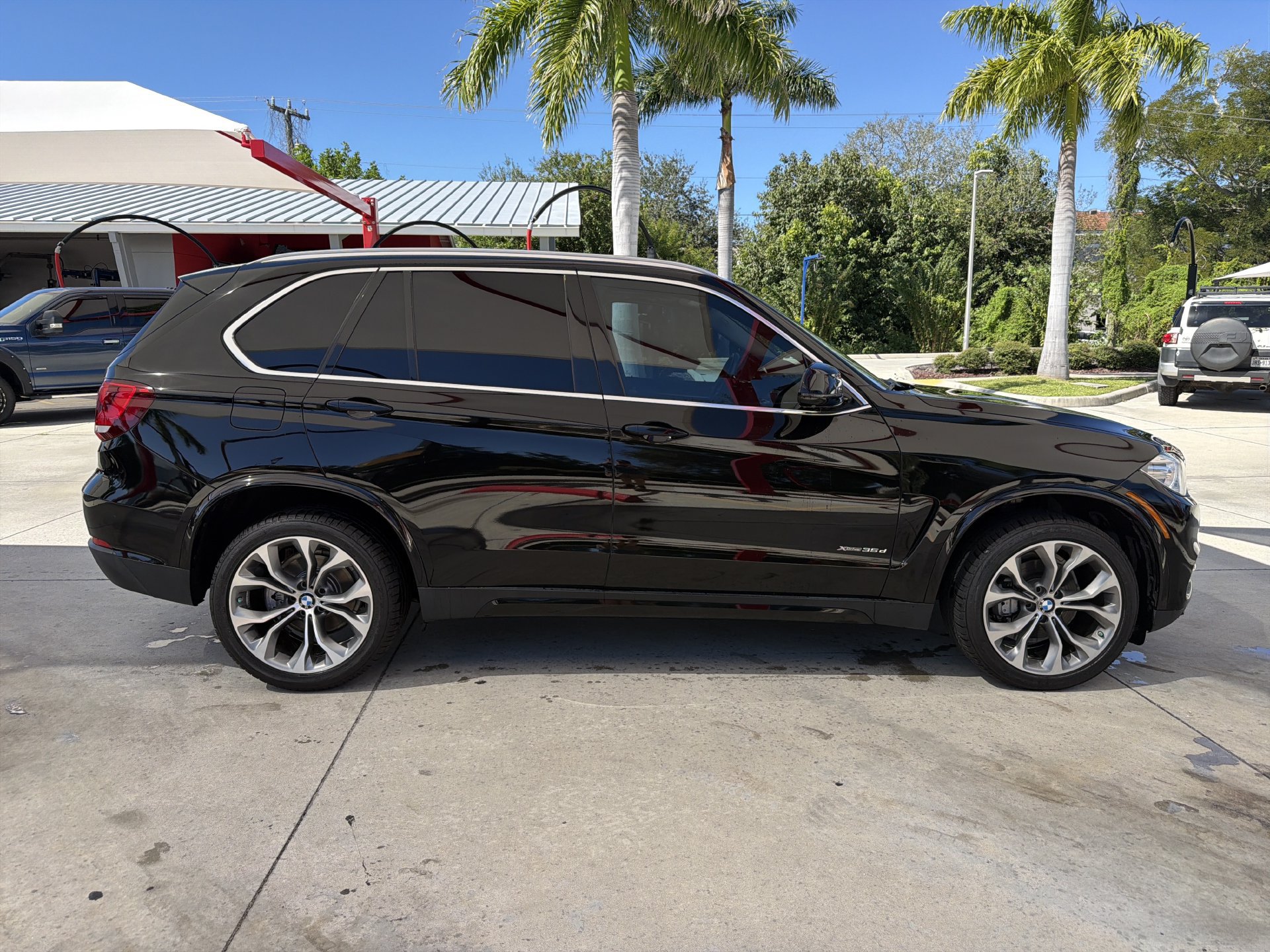 Used 2015 BMW X5 xDrive35d AWD/4WD image 3