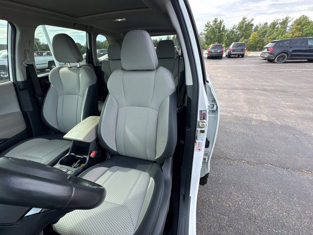 Used 2020 Subaru Forester Premium w/ Popular Package #1 AWD/4WD image 9