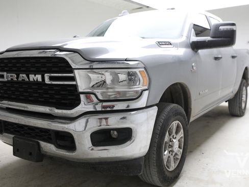 Used 2024 RAM 2500 Big Horn AWD/4WD image 1