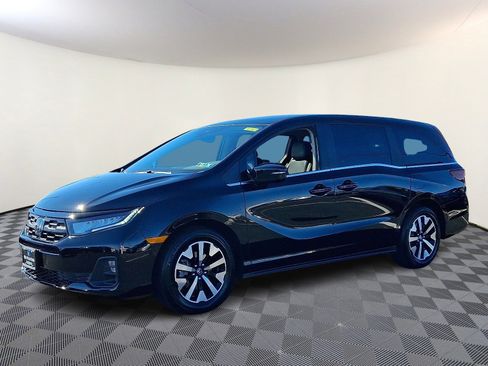Used 2025 Honda Odyssey EX-L image 3