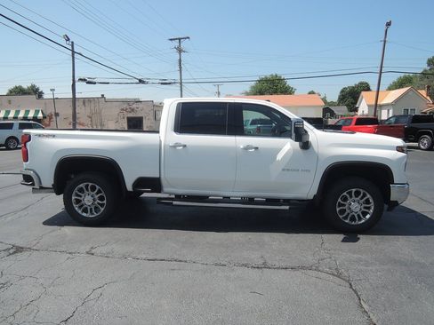 New 2025 Chevrolet Silverado 2500 LTZ w/ LTZ Convenience Package image 2