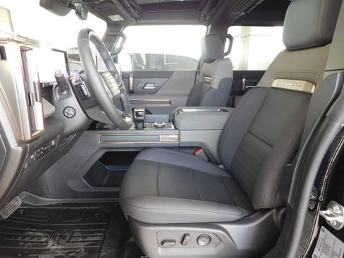 New 2025 GMC Hummer EV 3X w/ LPO, Dark Essentials Package image 7