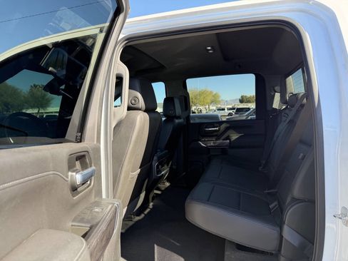 Used 2020 Chevrolet Silverado 2500 LTZ w/ LTZ Plus Package image 20