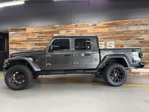 Used 2021 Jeep Gladiator Overland w/ Popular Equipment Package AWD/4WD image 13