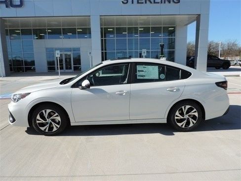Used 2024 Subaru Legacy Premium image 10