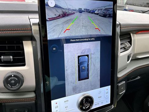 Used 2022 Ford Expedition Timberline image 29