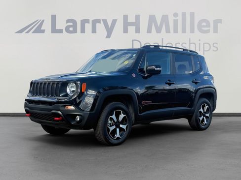 Used 2022 Jeep Renegade Trailhawk w/ Trailer Tow Group image 1