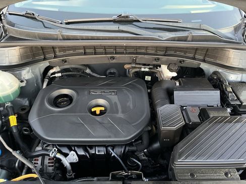 Used 2018 Hyundai Tucson SE w/ Cargo Package image 12