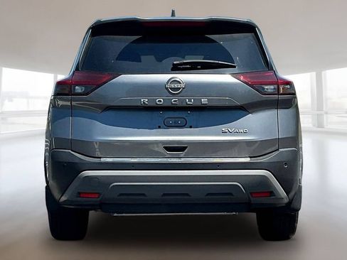 Used 2023 Nissan Rogue SV AWD/4WD image 5