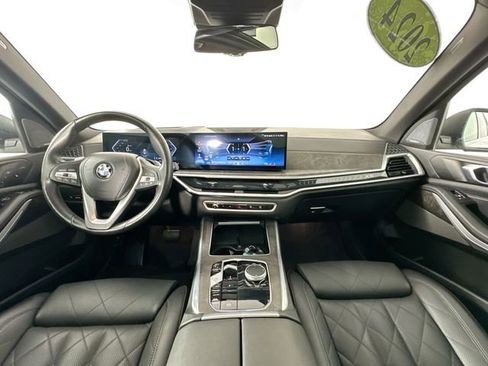 Used 2024 BMW X5 xDrive40i image 3