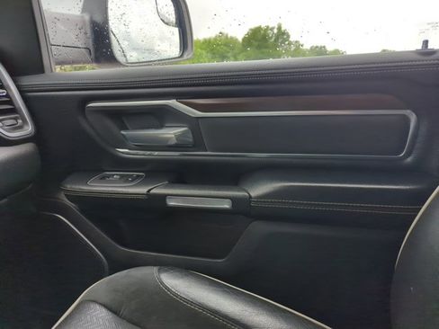 Used 2021 RAM 1500 Laramie AWD/4WD image 26