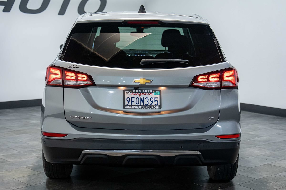 Used 2023 Chevrolet Equinox LT w/ Driver Convenience Package FWD image 5