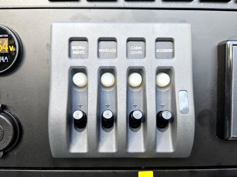 Used 2019 Ford Transit 350 XL image 23