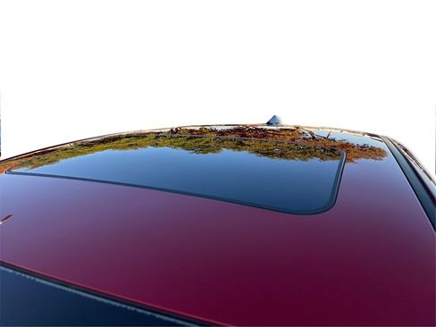 Used 2022 Hyundai Elantra Limited w/ Cargo Package image 13