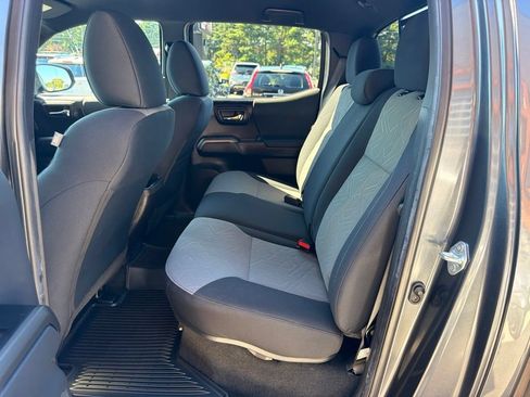 Used 2023 Toyota Tacoma TRD Sport AWD/4WD image 14