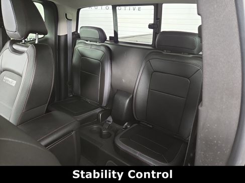 Used 2016 GMC Canyon SLE w/ All Terrain Package image 12