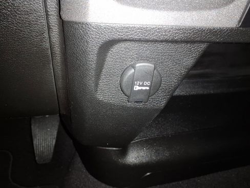 Used 2021 RAM 1500 Tradesman w/ Chrome Plus Package image 17