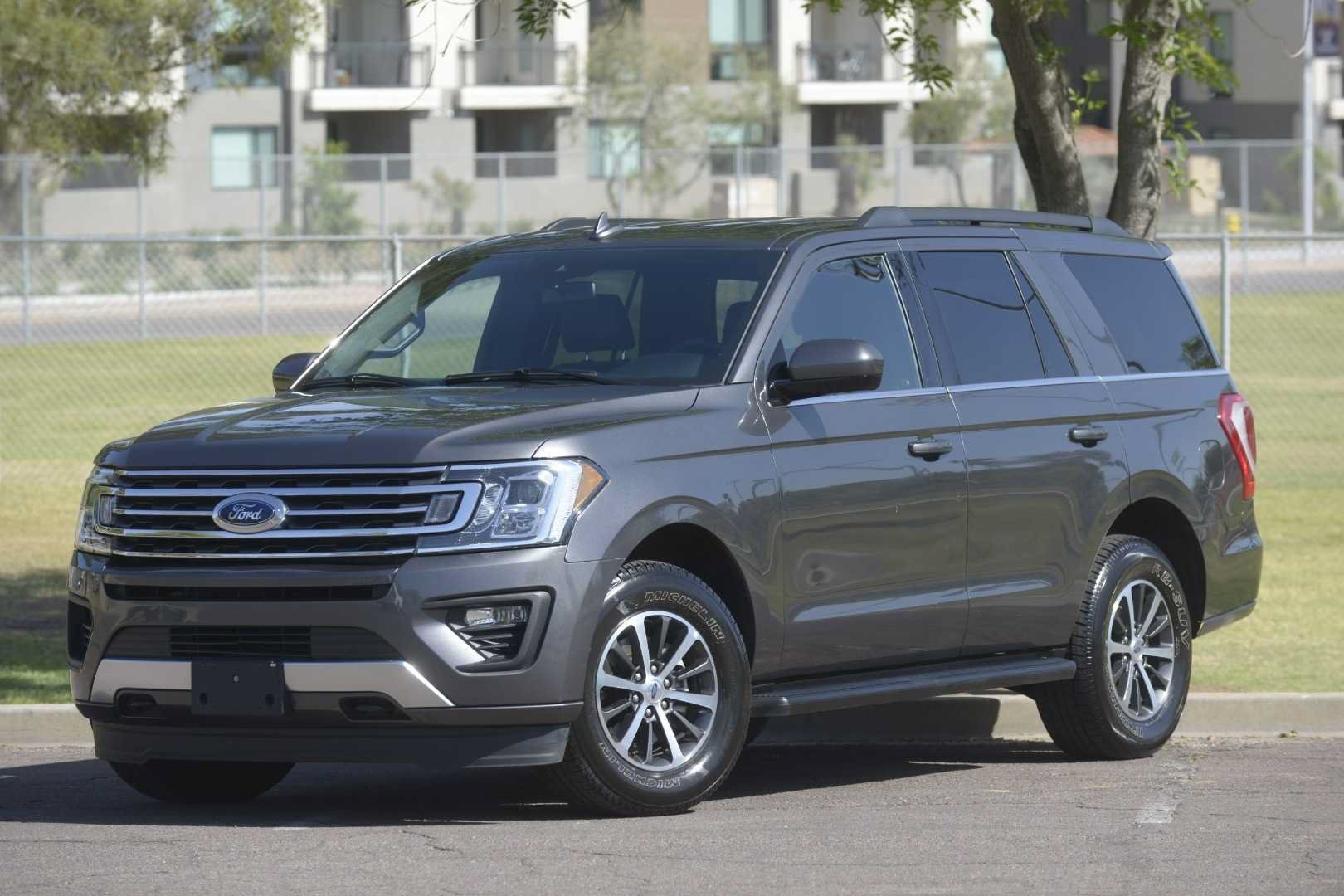 Used 2021 Ford Expedition XLT AWD/4WD image 1